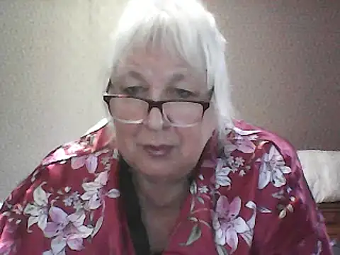 Snapshot of Alexia64231 chatting on September 9, 2025, 2:27 pm Alexia64231 online show from September 9, 2025, 2:27 pm