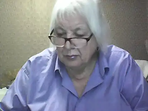 Snapshot of Alexia64231 chatting on September 11, 2025, 3:28 am Alexia64231 online show from September 11, 2025, 3:28 am