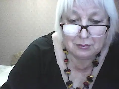 Snapshot of Alexia64231 chatting on September 11, 2025, 3:34 pm Alexia64231 online show from September 11, 2025, 3:34 pm