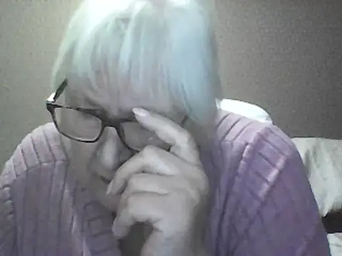 Snapshot of Alexia64231 chatting on September 21, 2025, 3:19 am Alexia64231 online show from September 21, 2025, 3:19 am