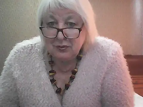 Snapshot of Alexia64231 chatting on September 27, 2025, 5:56 am Alexia64231 online show from September 27, 2025, 5:56 am