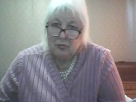 Snapshot of Alexia64231 chatting on September 29, 2025, 11:26 am Alexia64231 online show from September 29, 2025, 11:26 am