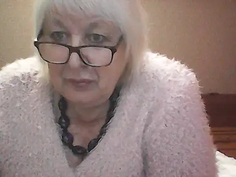 Snapshot of Alexia64231 chatting on October 1, 2025, 2:50 am Alexia64231 online show from October 1, 2025, 2:50 am