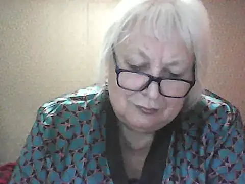 Snapshot of Alexia64231 chatting on October 11, 2025, 12:54 am Alexia64231 online show from October 11, 2025, 12:54 am