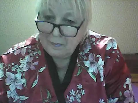 Snapshot of Alexia64231 chatting on October 11, 2025, 12:58 pm Alexia64231 online show from October 11, 2025, 12:58 pm