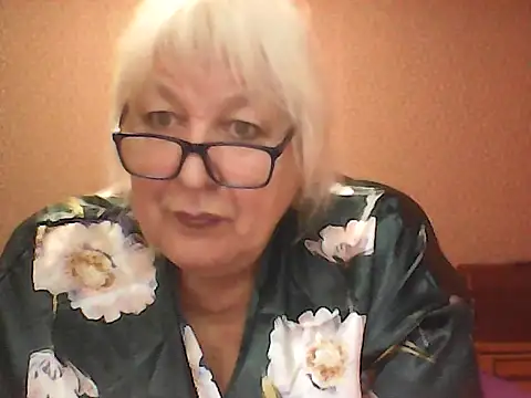 Snapshot of Alexia64231 chatting on October 13, 2025, 1:16 am Alexia64231 online show from October 13, 2025, 1:16 am