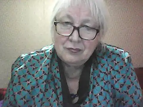 Snapshot of Alexia64231 chatting on October 15, 2025, 2:01 am Alexia64231 online show from October 15, 2025, 2:01 am