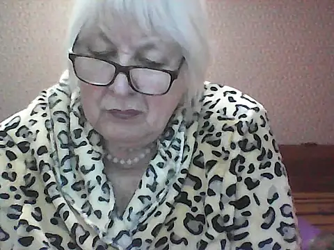 Snapshot of Alexia64231 chatting on October 16, 2025, 2:34 am Alexia64231 online show from October 16, 2025, 2:34 am