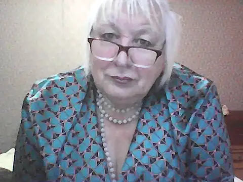 Snapshot of Alexia64231 chatting on October 24, 2025, 2:41 am Alexia64231 online show from October 24, 2025, 2:41 am