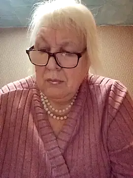 Snapshot of Alexia64231 chatting on October 26, 2025, 6:36 pm Alexia64231 online show from October 26, 2025, 6:36 pm