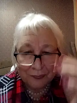 Snapshot of Alexia64231 chatting on November 9, 2025, 4:55 am Alexia64231 online show from November 9, 2025, 4:55 am