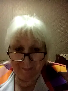 Snapshot of Alexia64231 chatting on November 20, 2025, 4:07 pm Alexia64231 online show from November 20, 2025, 4:07 pm