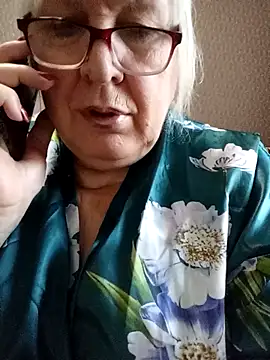 Snapshot of Alexia64231 chatting on November 22, 2025, 6:23 am Alexia64231 online show from November 22, 2025, 6:23 am