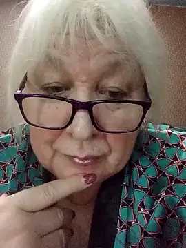 Snapshot of Alexia64231 chatting on November 29, 2025, 1:08 am Alexia64231 online show from November 29, 2025, 1:08 am