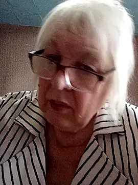 Alexia64231 online show from December 5, 2025, 8:56 am