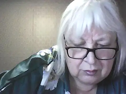 Alexia64231 online show from April 23, 2026, 3:08 am