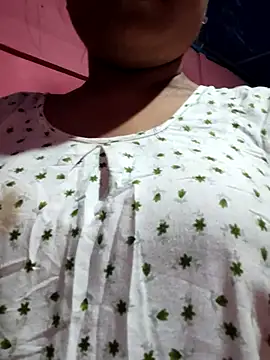 Bhabi-Hot0 online show from October 4, 2025, 9:07 am