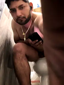 Snapshot of Julians26ne chatting on January 17, 2026, 2:27 am Julians26ne online show from January 17, 2026, 2:27 am