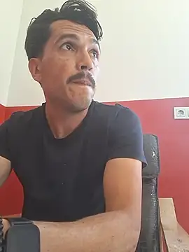 Snapshot of bisexsualman chatting on June 24, 2026, 10:14 am bisexsualman online show from June 24, 2026, 10:14 am