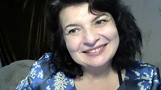 LedyNika online show from April 5, 2026, 6:05 pm