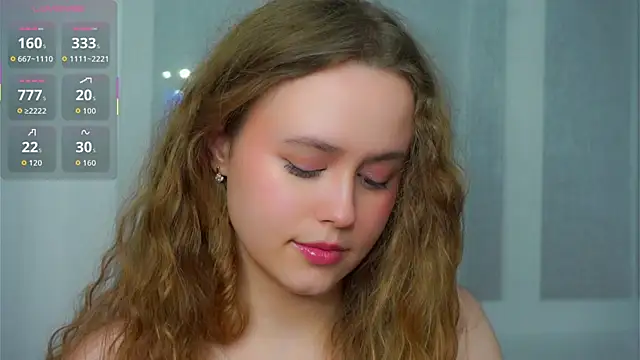 SusannaScholler online show from December 16, 2025, 9:53 pm