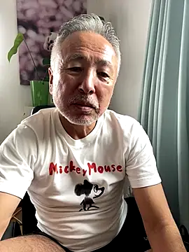 gholly2007 online show from September 18, 2025, 2:02 am