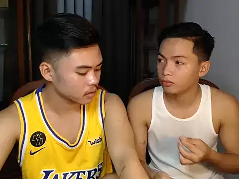 hot emman online show from September 14, 2025, 6:34 am