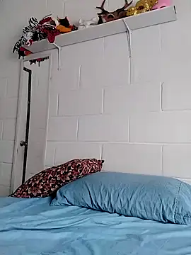 oxxy jean online show from March 12, 2026, 2:34 pm