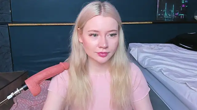 Lillie Berry online show from April 8, 2026, 4:23 am