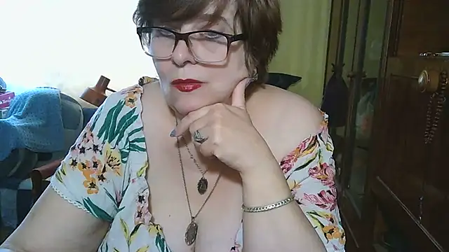 VeronicaGold511 online show from September 29, 2025, 7:13 am