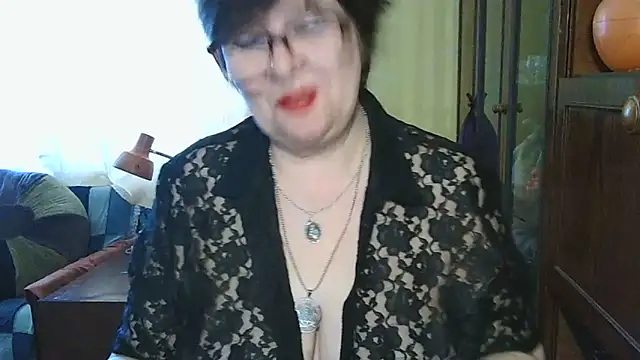 Snapshot of VeronicaGold511 chatting on June 2, 2026, 7:54 am VeronicaGold511 online show from June 2, 2026, 7:54 am