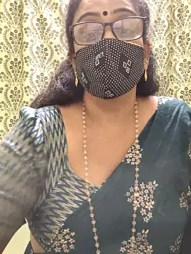 sweet-lotus online show from September 30, 2025, 6:02 pm