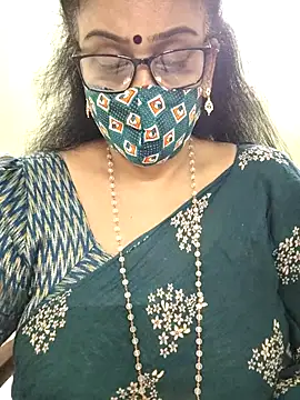 sweet-lotus online show from October 10, 2025, 5:39 am