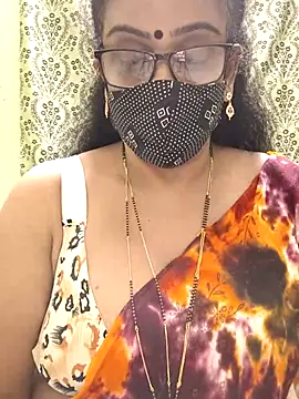 sweet-lotus online show from October 22, 2025, 9:36 pm