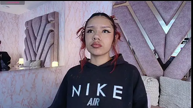 redd pandaa online show from December 23, 2025, 2:31 am