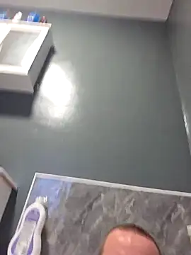 Bigone33333 online show from October 14, 2025, 5:14 pm