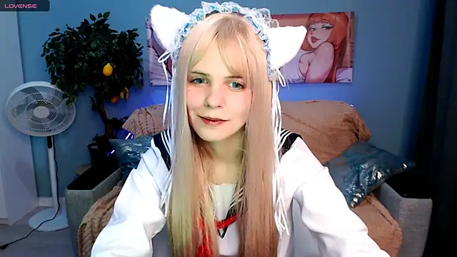 Enrujuvu Vanpaia online show from October 7, 2025, 9:01 pm