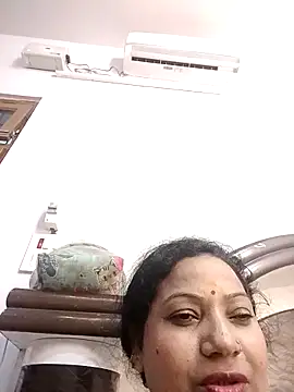 Cute-Janvi20 online show from October 3, 2025, 9:01 pm