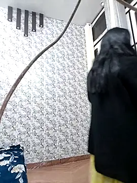 Cute-Janvi20 online show from February 13, 2026, 5:03 am