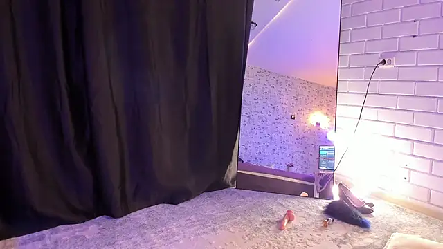 Anjela Botton online show from September 15, 2025, 5:40 am