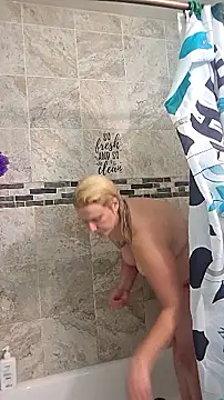 RhondaRump online show from October 11, 2025, 7:45 pm