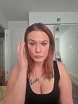 Snapshot of RhondaRump chatting on February 9, 2026, 2:32 pm RhondaRump online show from February 9, 2026, 2:32 pm