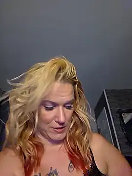 RhondaRump online show from May 28, 2026, 5:27 am