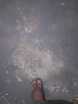 Jhonkkong online show from September 28, 2025, 3:34 am