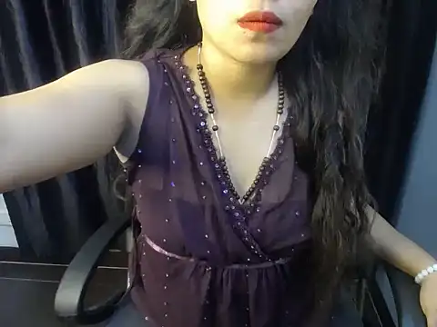 mary jones6 online show from November 24, 2025, 4:40 pm