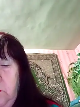 CrystalLime6411 online show from January 10, 2026, 7:32 am