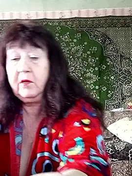 CrystalLime6411 online show from January 12, 2026, 9:58 am