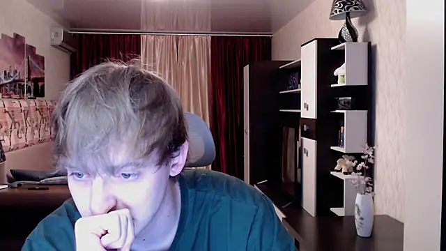 Playersuperstar online show from September 25, 2025, 7:39 pm