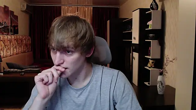 Playersuperstar online show from November 3, 2025, 3:13 pm