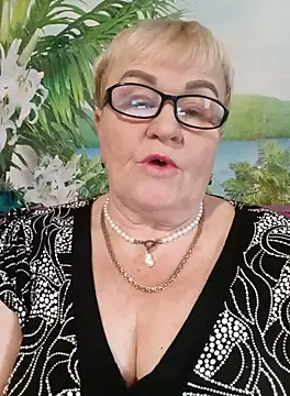 Snapshot of VioletSweet5566 chatting on September 19, 2025, 1:45 pm VioletSweet5566 online show from September 19, 2025, 1:45 pm